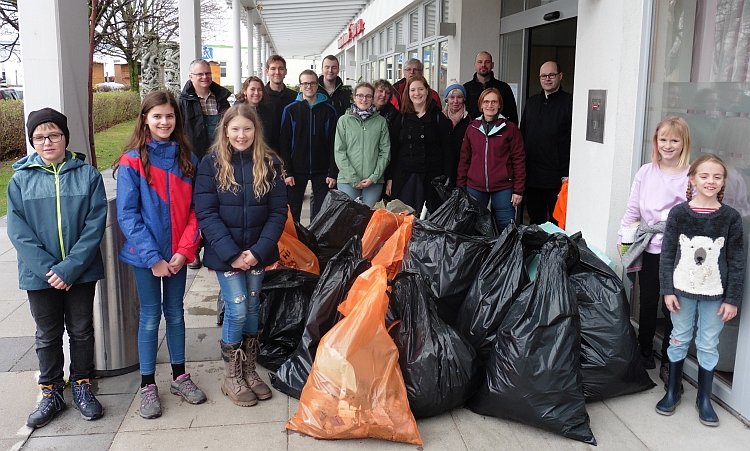Sauberes_Traiskirchen_2019_2_Stadtkapelle_-_Foto_von_Franz