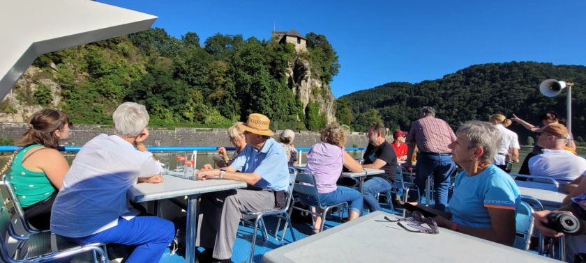 Auf der Donaunixe - Foto von Peter Schneeweis