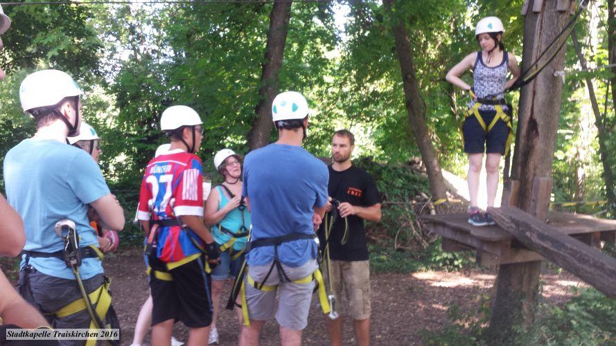 Ausflug in den Kletterpark