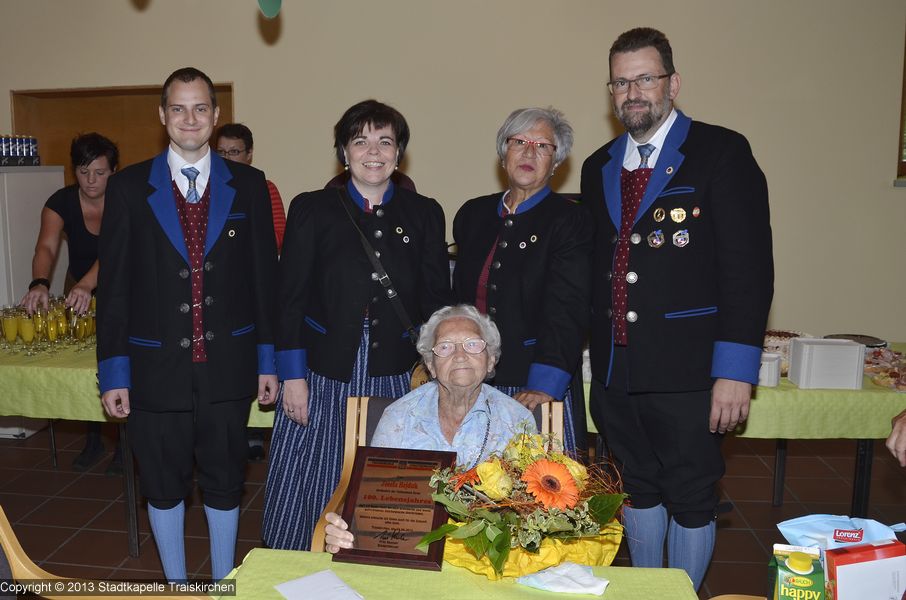 100 Jahre und kein bisschen müde