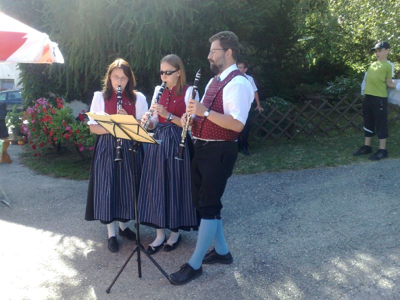 Weisenblasen auf Susi`s Berggasthof